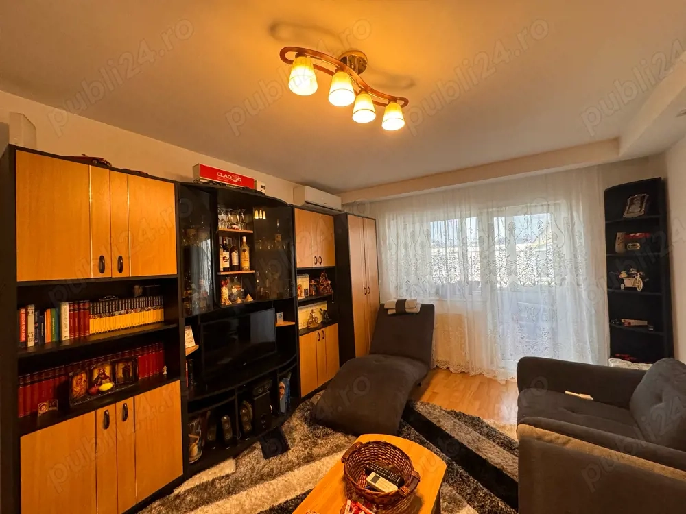 Ap.3 cam decomandat Dorobanti