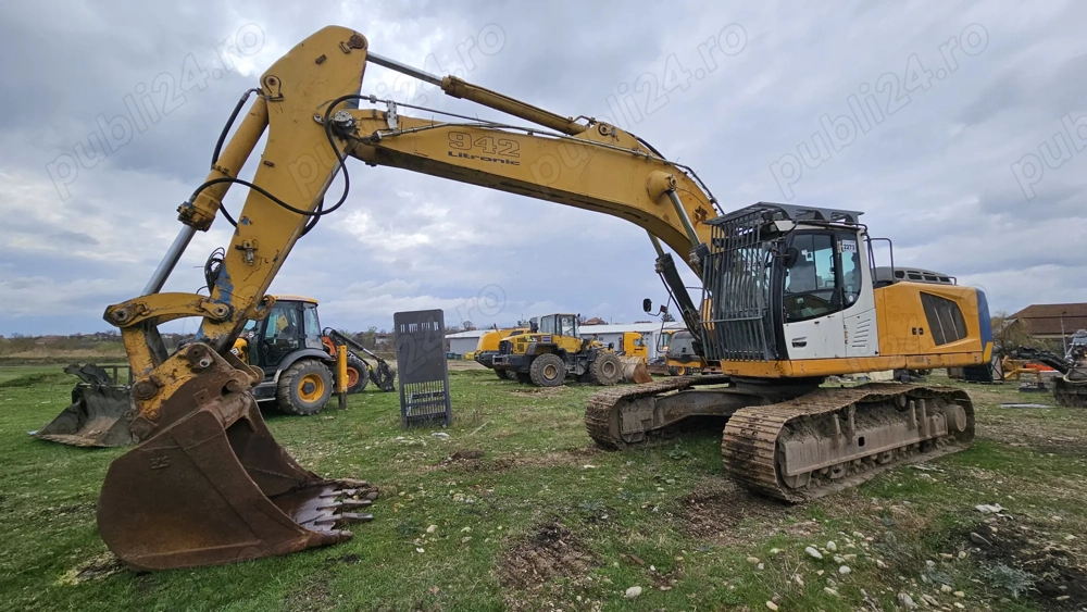 Excavator pe șenile Liebherr R 946