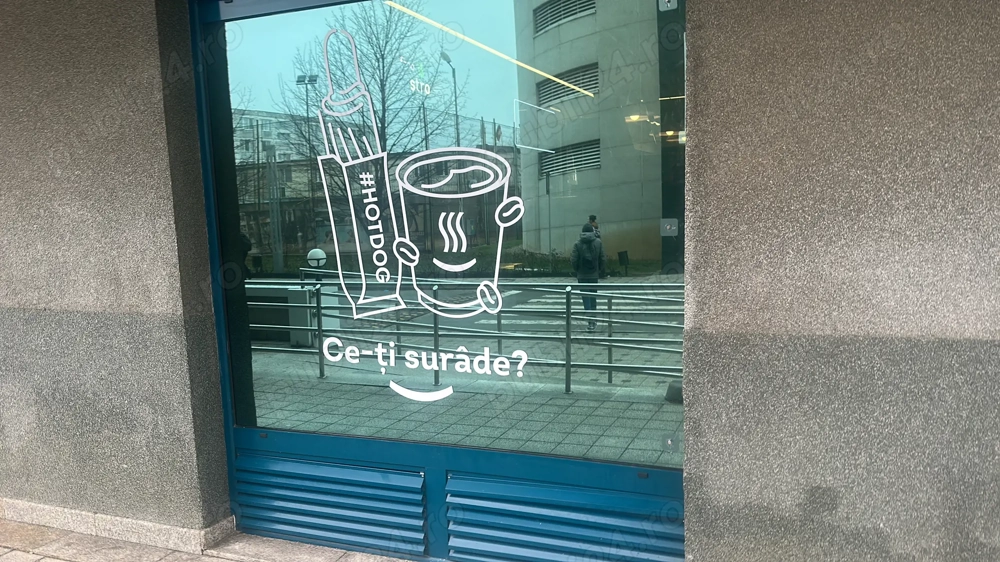 Angajam casier lucrator comercial-Froo Preciziei