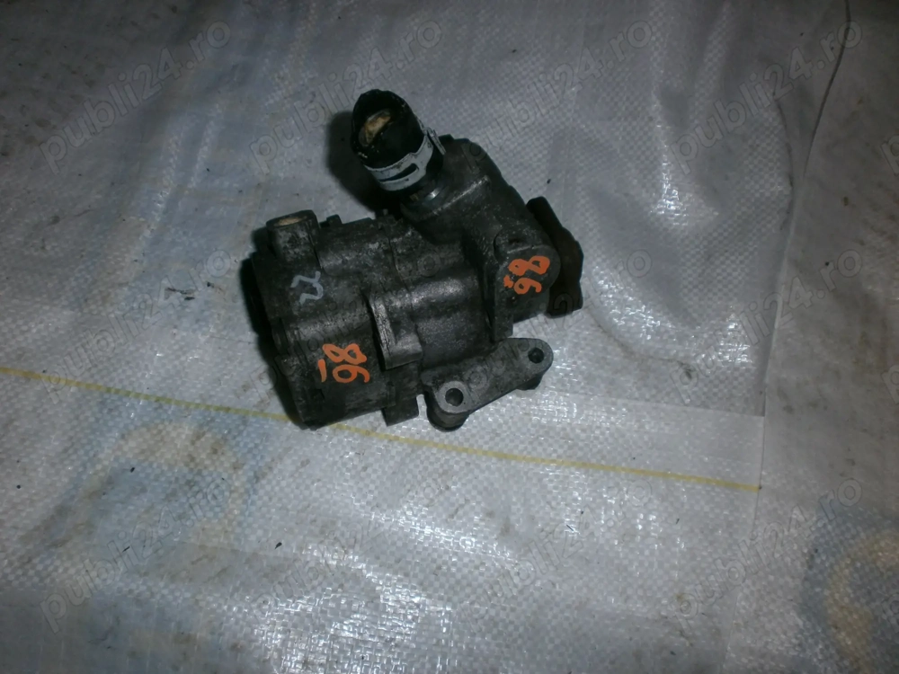 pompa servodirectie mercedes e class e210  cod 0024669201 sau 2108425