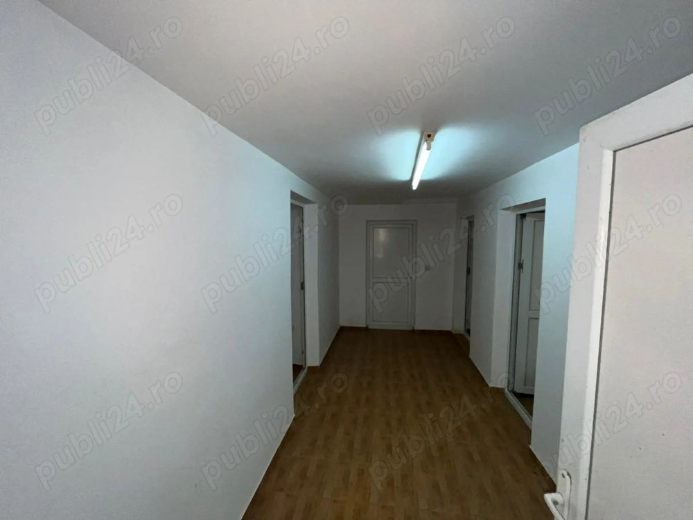 vanzare teren si constructii