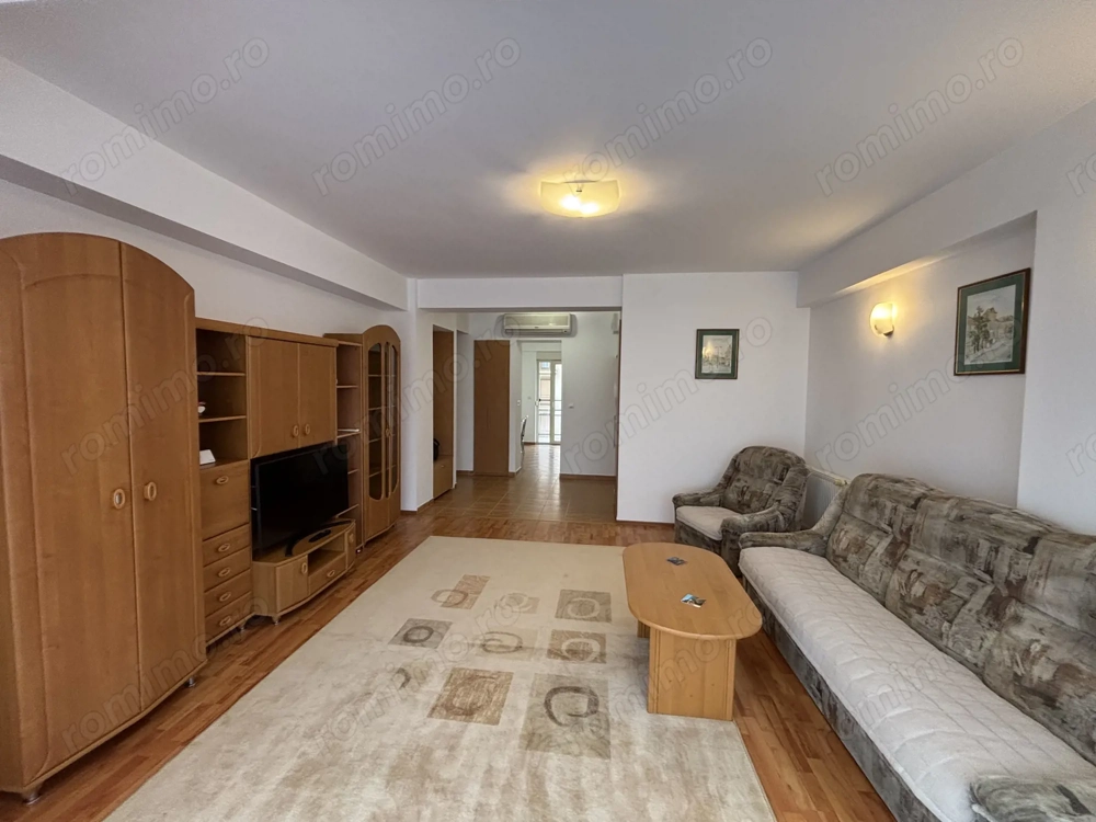 Apartament 3 camere bloc nou zona Aradului