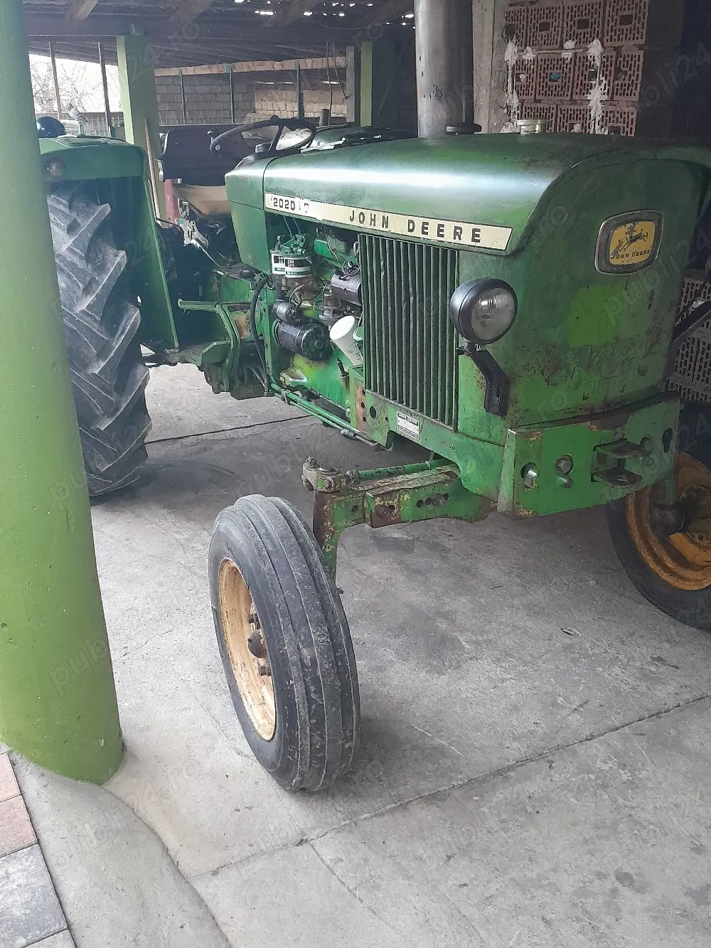 Tractor de 60 cp