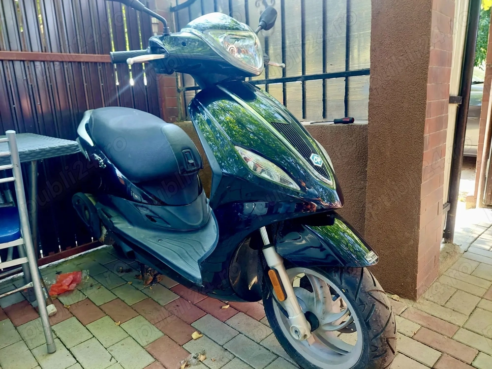 Scuter Piaggio New Fly