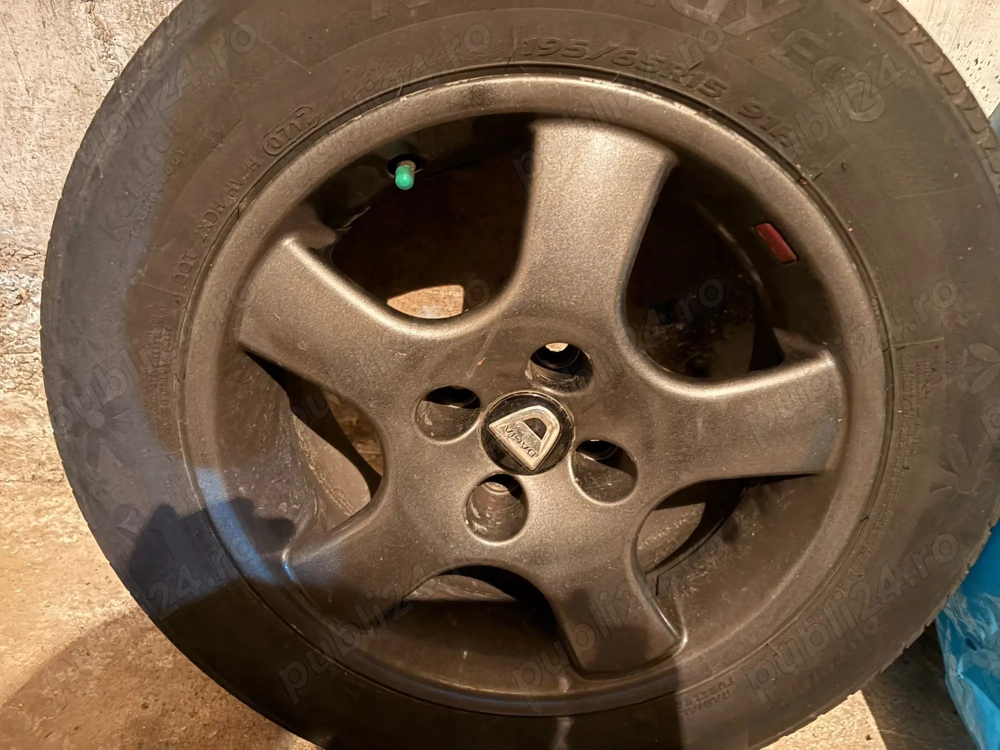 Vând jante logan oz 