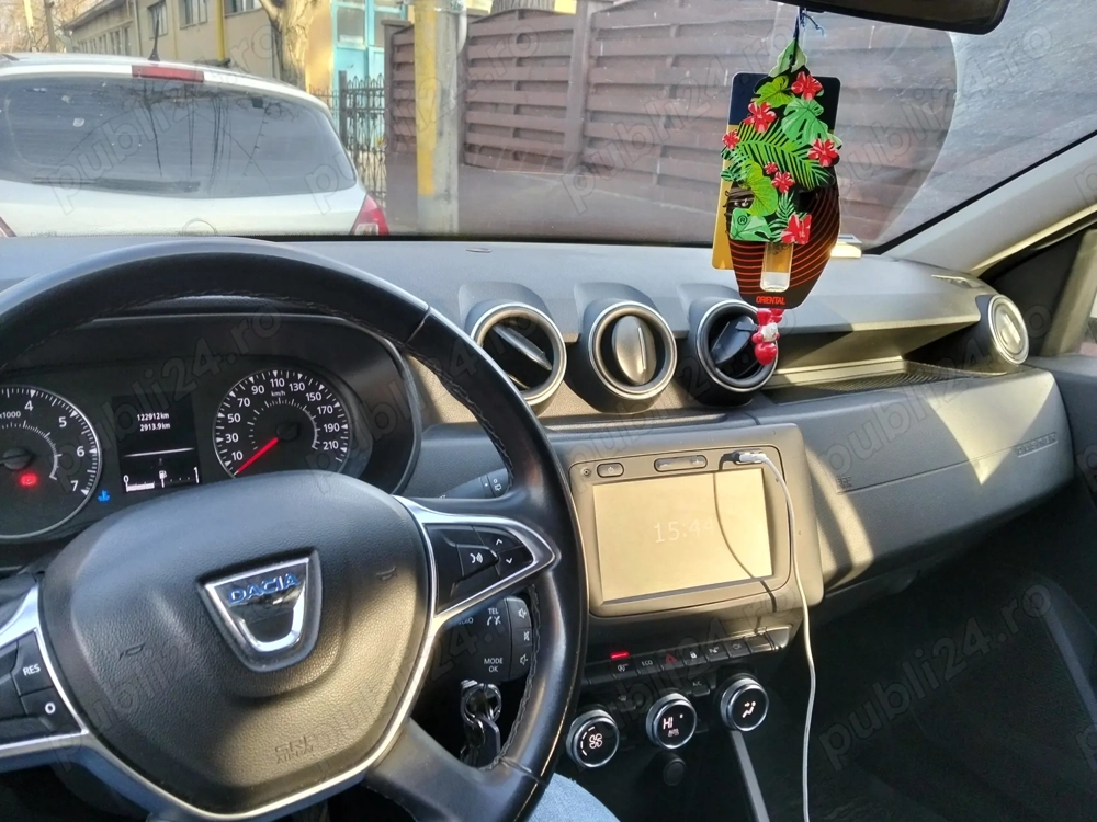 Vînd Dacia Duster 