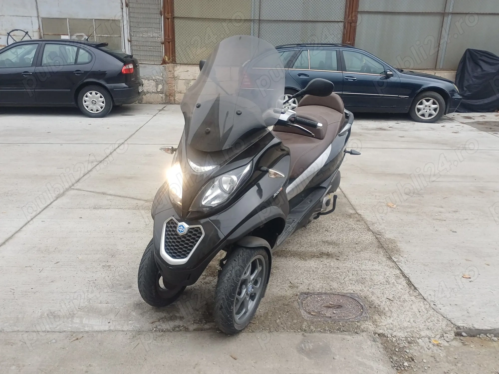 Vand scuter Piaggio MP3 300Le