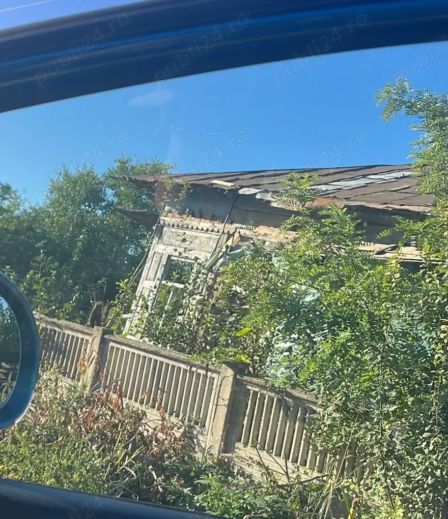 Casa batraneasca+ teren