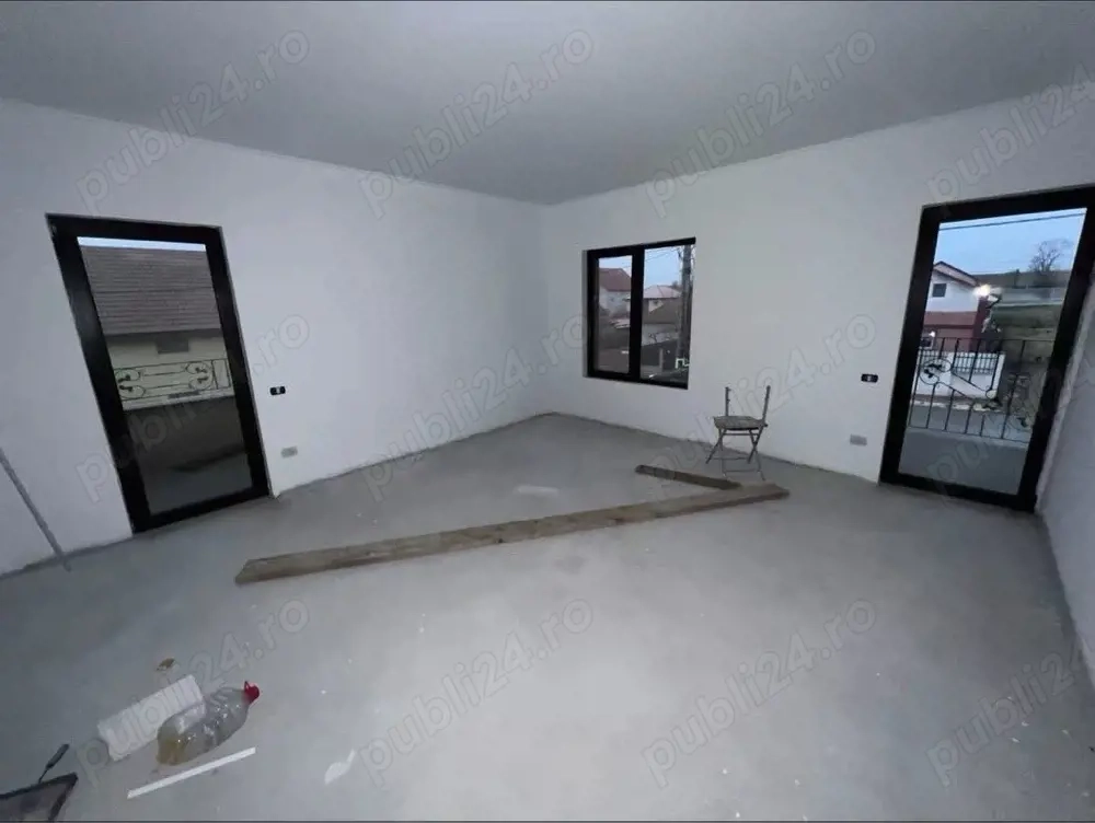 Propietar vila p+1 Localitatea lumina Zona Ultracentrala