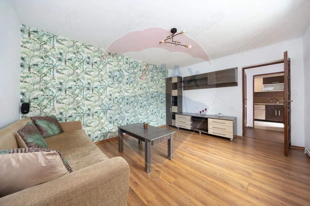 Super pret! | Ap. 2 camere, 53 mp | Str. de Mijloc | la curte