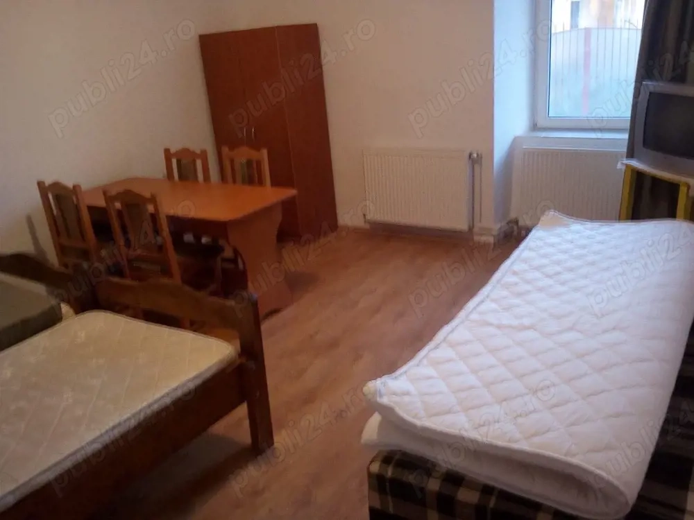 Închiriez casa Turda