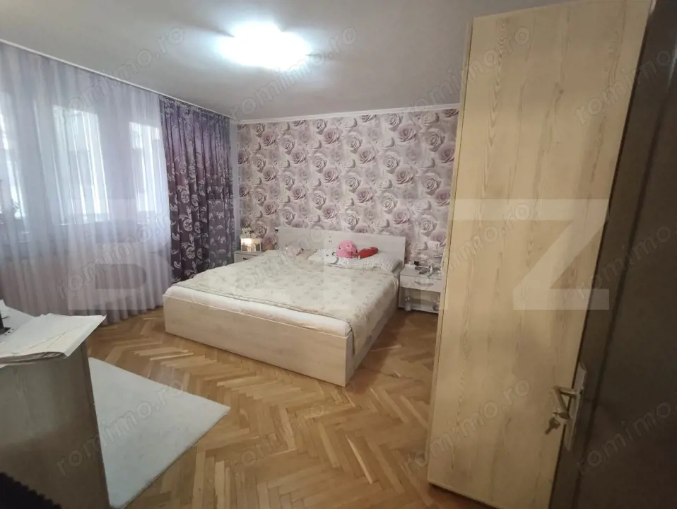 Apartament 4 camere, 81 mp, zona Decebal 