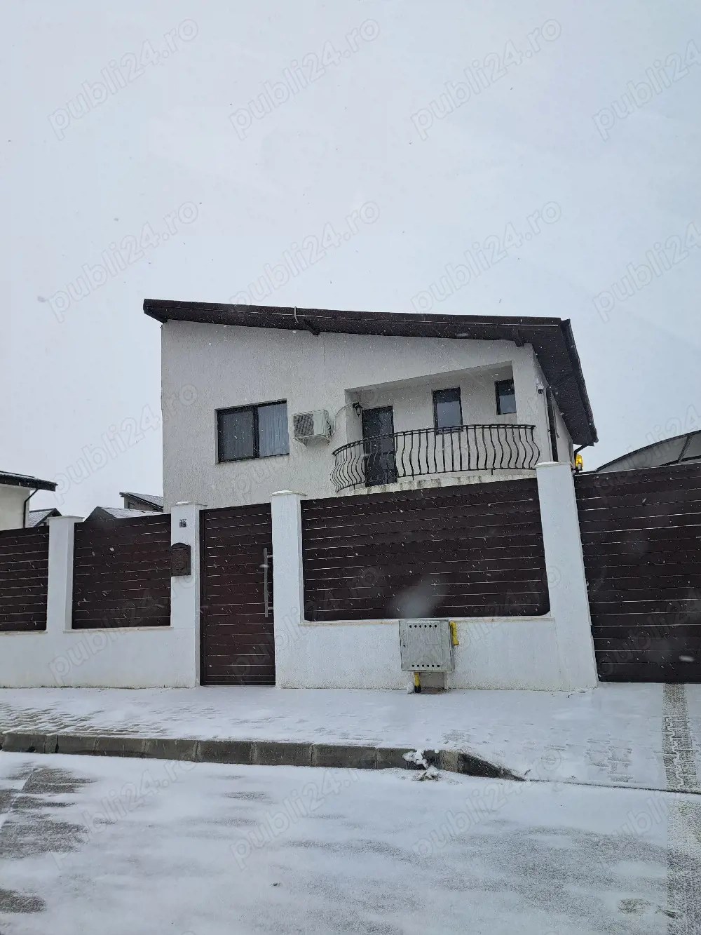 Casă tip duplex de vânzare!!