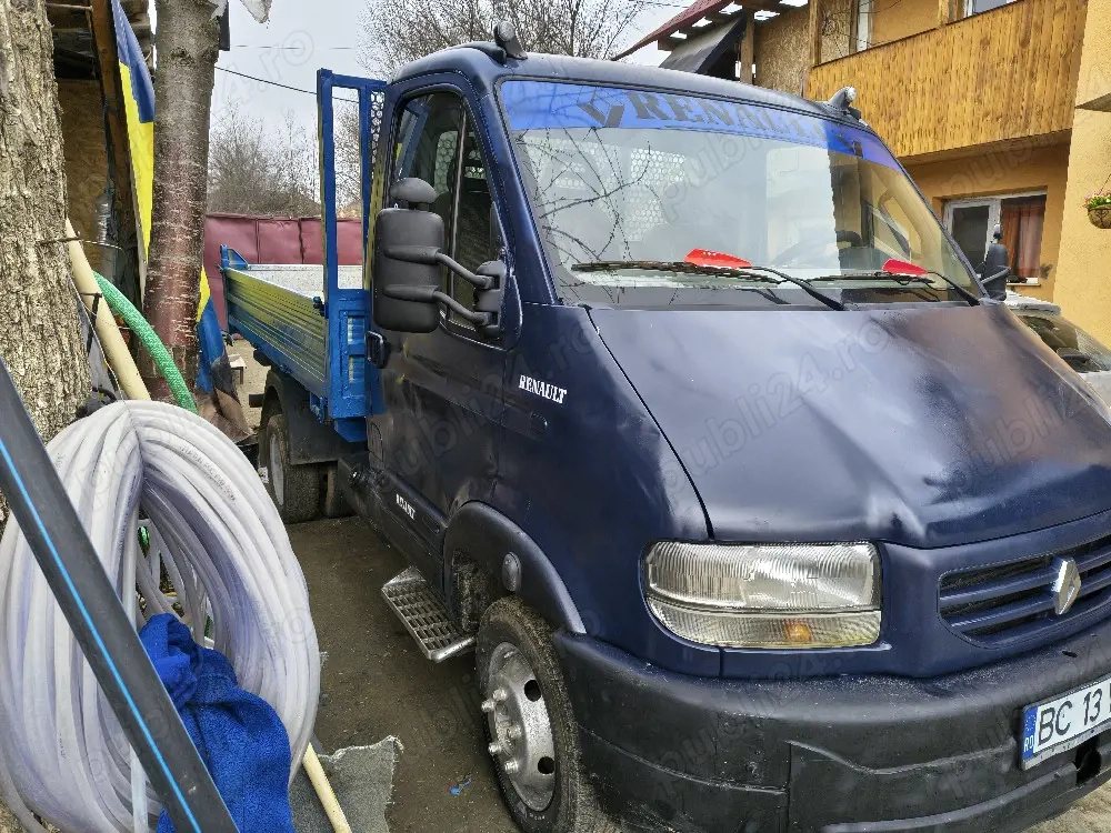 vand Renault mascot basculabil anul 2003