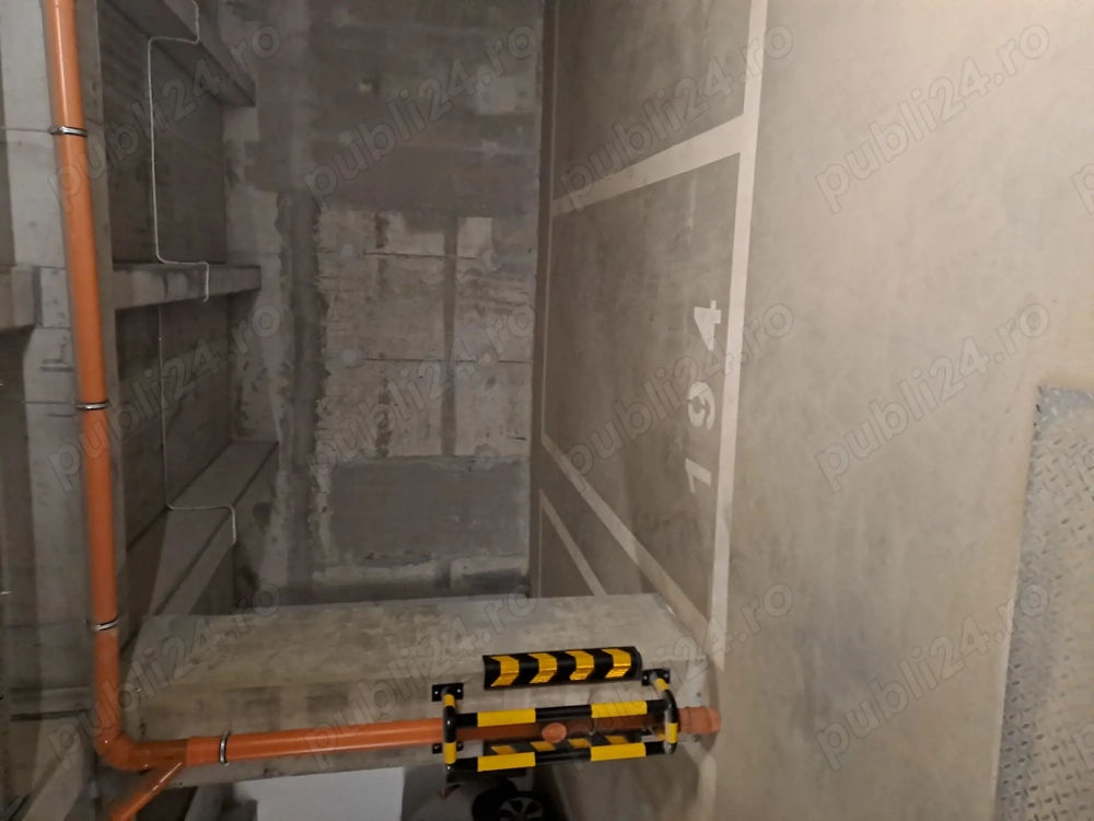 De închiriat loc de parcare