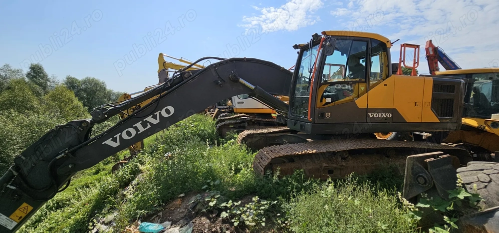  Excavator pe șenile Volvo EC 220 E