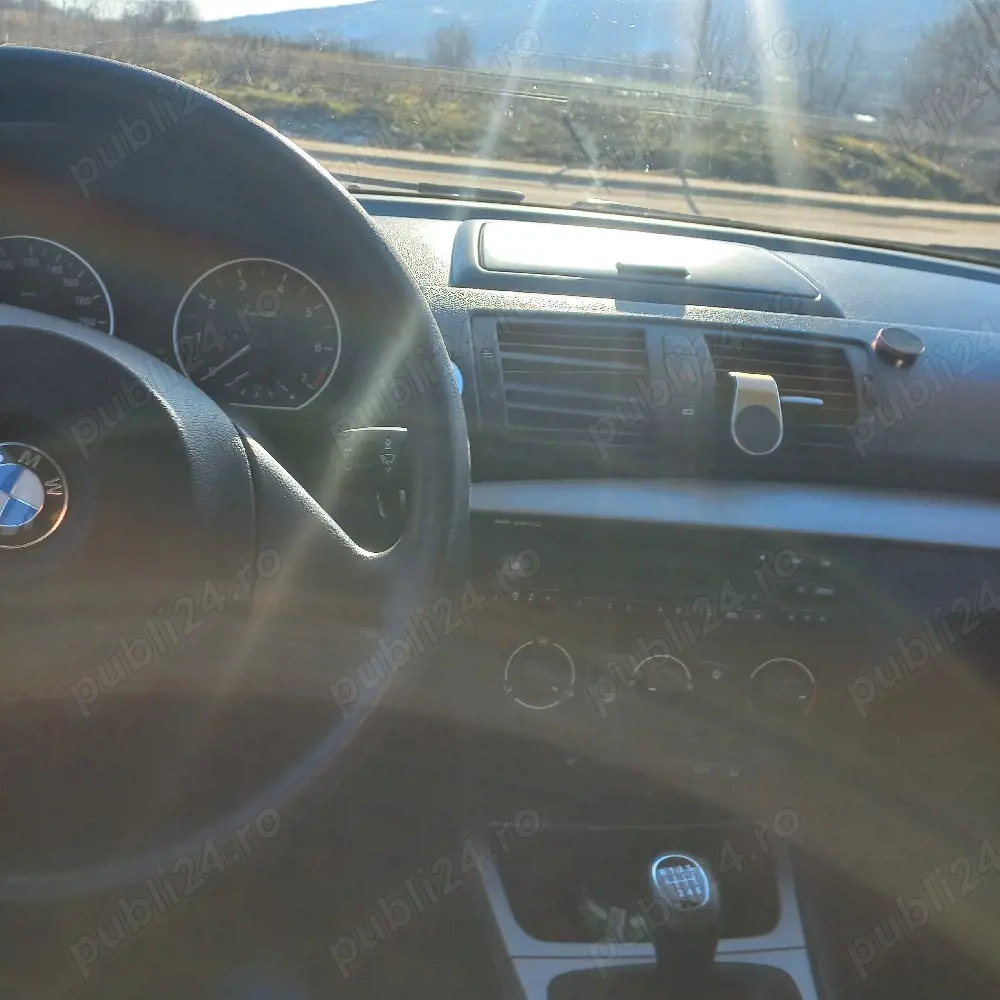 se vinde bmw seria1