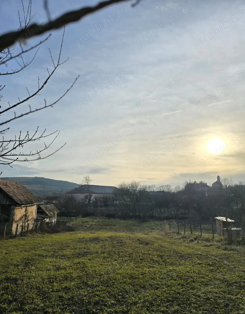 Vând teren 1.056 mp   Locație ideală pentru construcție!