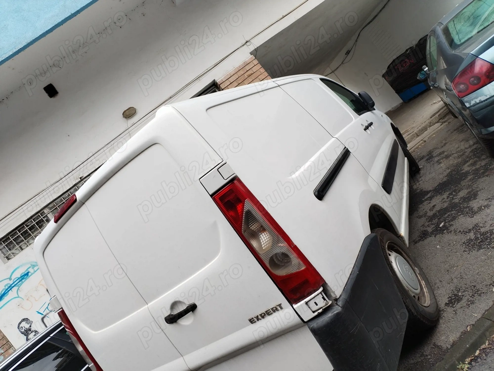 Vindem autoutilitara N1 stare buna 