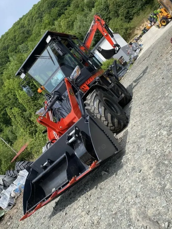 Buldoexcavator BX300 