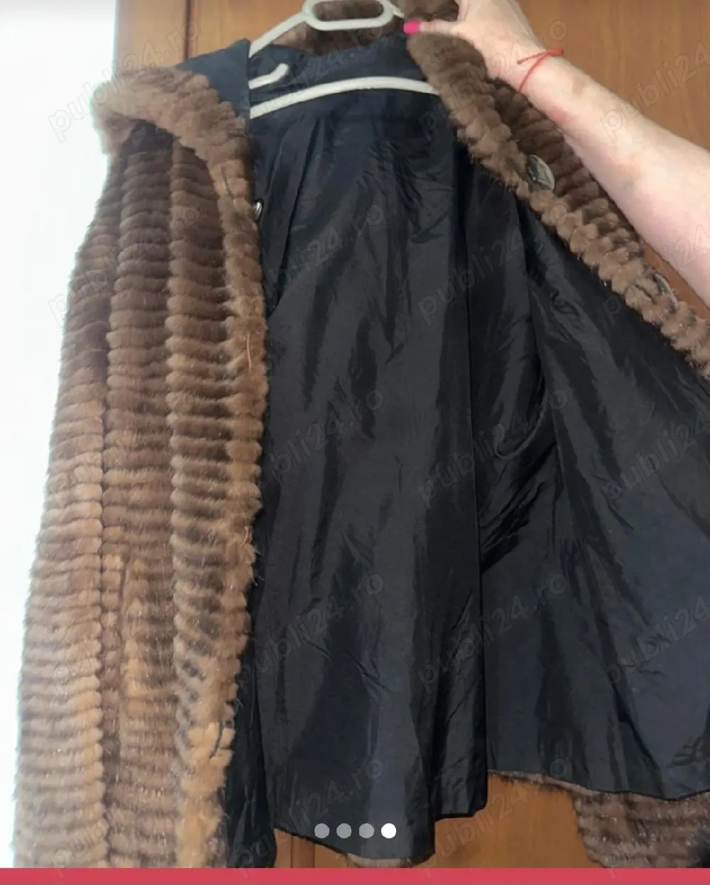 vand haina blana naturala