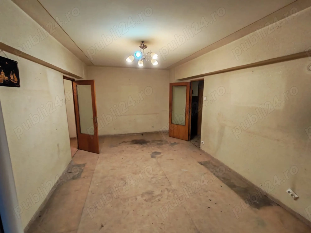 Apartament 2 camere et 6 8 - Bl. Ghencea 42 - bloc 1981