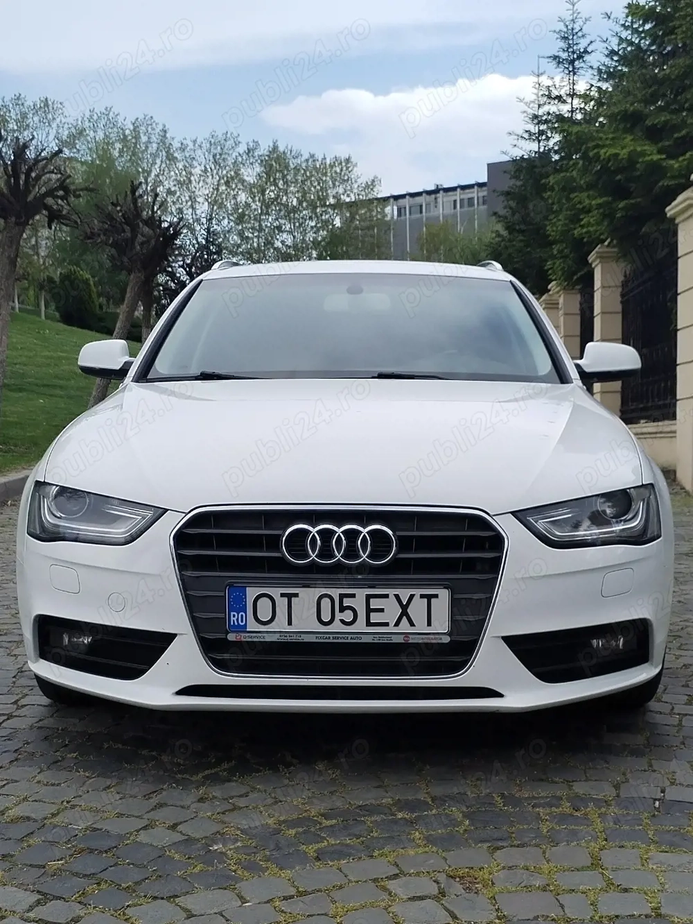 Vand Audi a4 B8.5 2013, 2.0 diesel, combi, cutie manuală, 177 CP