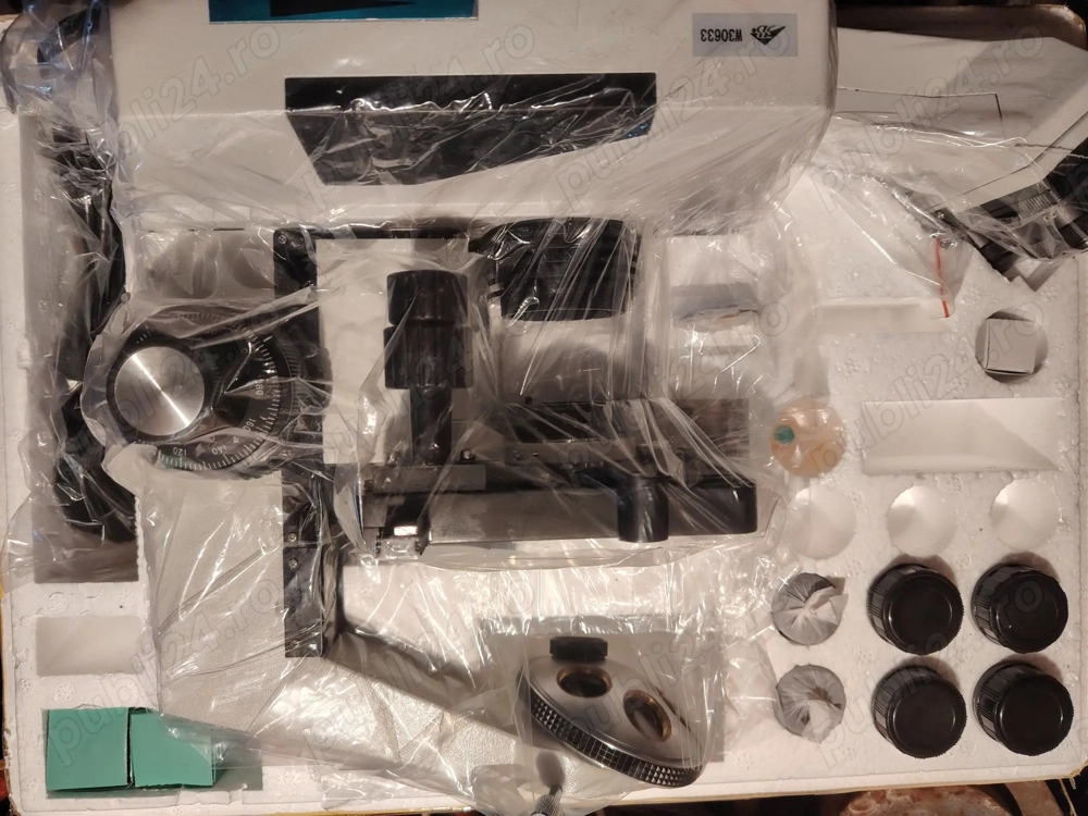 Microscop performant Binocular