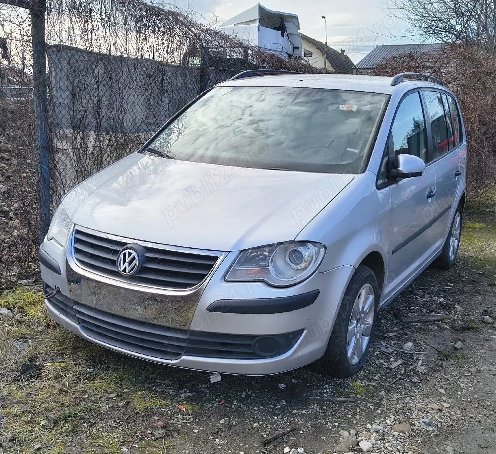 VW Touran benzina si gaz din fabrica, neînmatriculat
