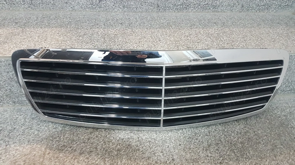 Grila radiator originala Mercedes Benz  E -Class W211 ( 2002-2009 ).
