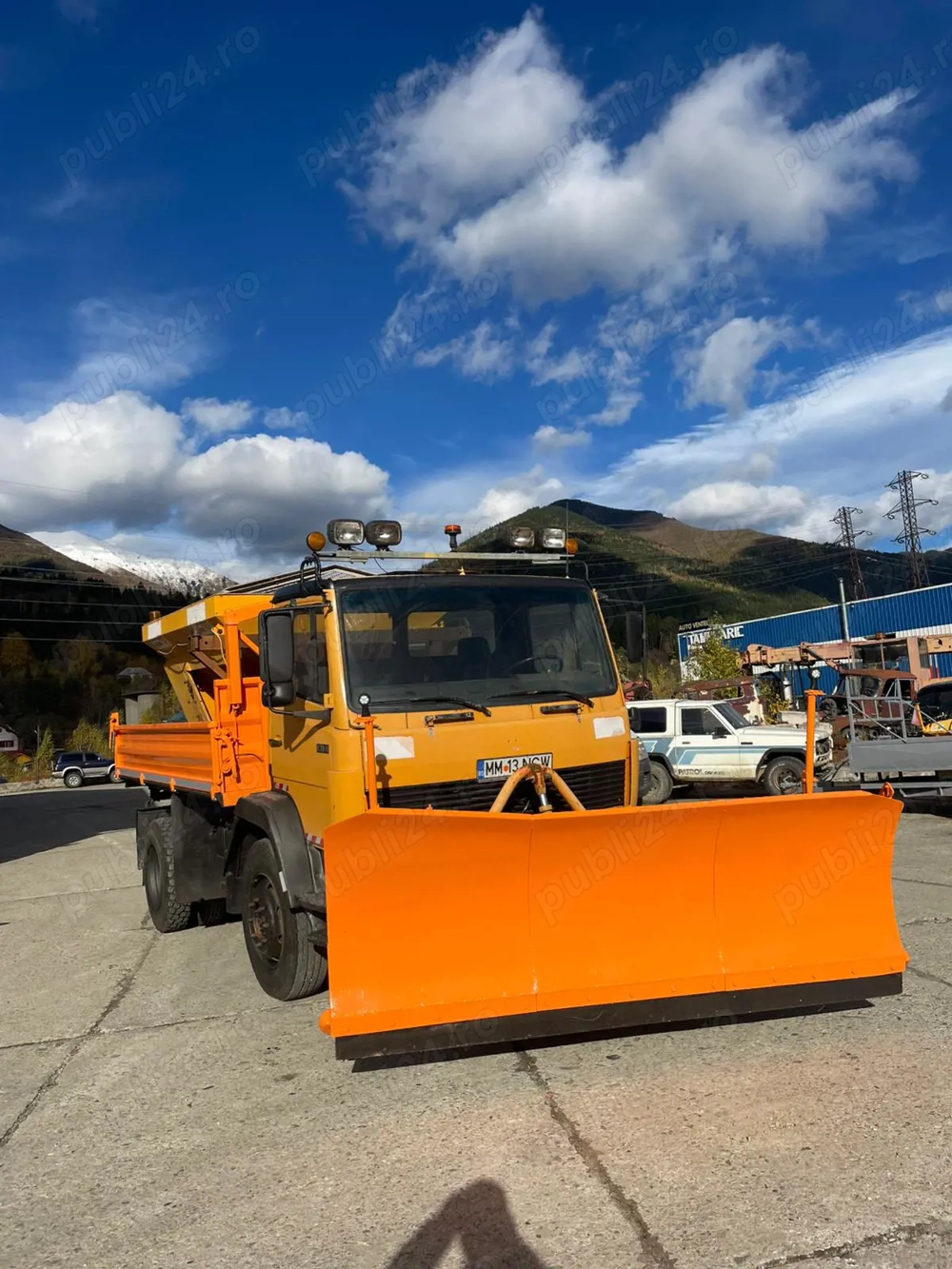 Mercedes 1314 4x4 cu instalatie deszapezire