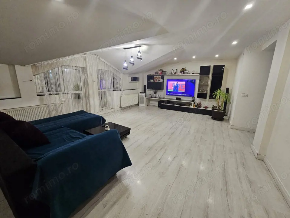 Apartament 3 camere decomandate, 141 mp utili, Rovine, zona Bacriz