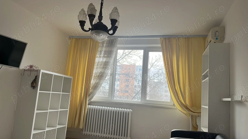 Închiriez 3 camere confort 1 , decomandate zona Berceni Cultural