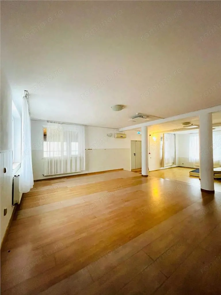 INCHIRIERE ANSAMBLU CASE VILE INDIVIDUALE IN ZONA  PRELUNGIREA GHENCEA SECTOR 5