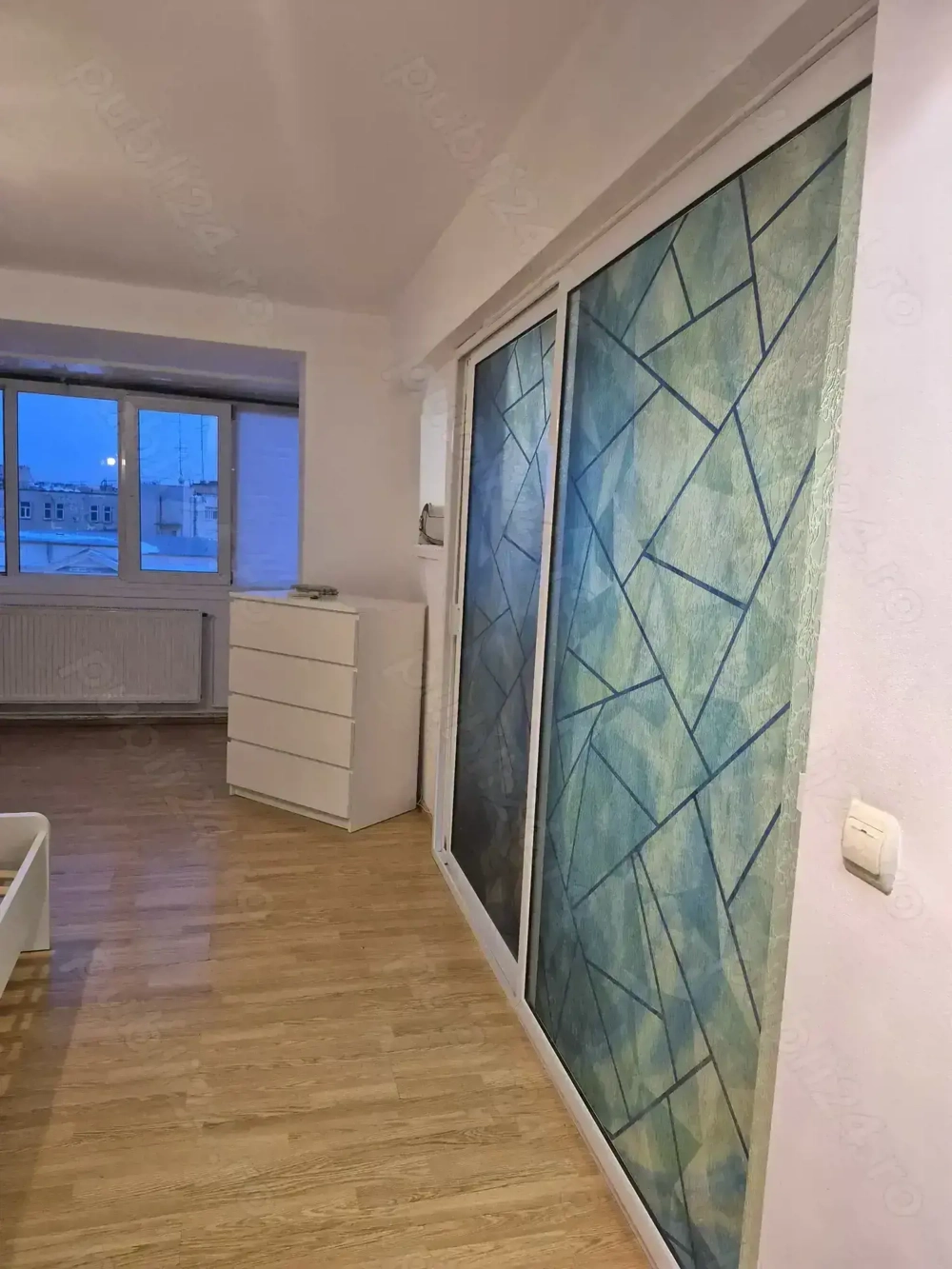 Cismigiu -Brezoianu, vând garsoniera