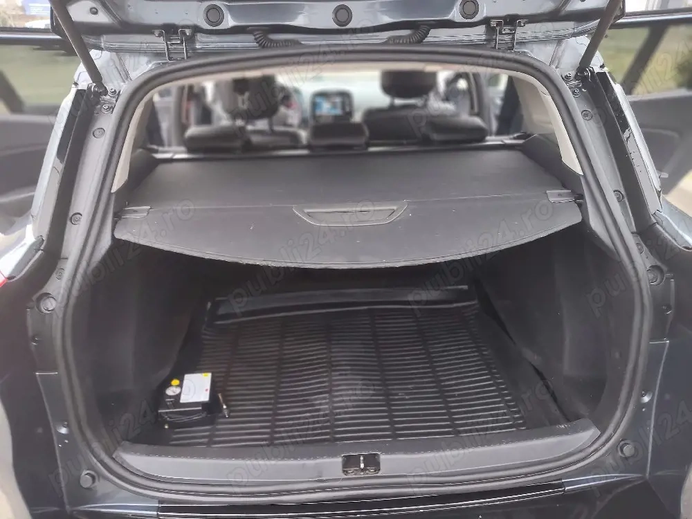 Vand Rebault inmatriculat 