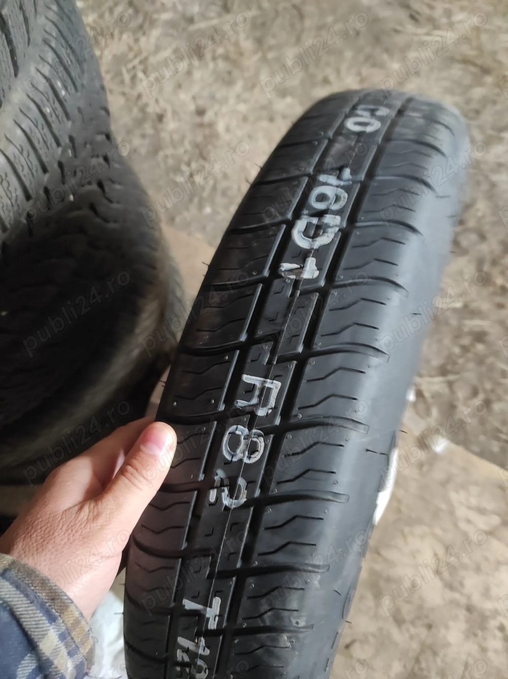 Roata REZERVA FORD ficus 2  SLIM noua nefolosita pe  R 16 