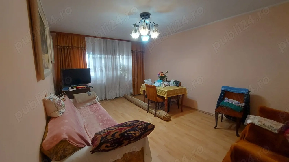 Apartament cu 2 camere decomandat I.C.Frimu