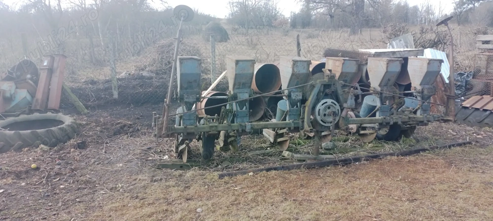 Vând utilaje agricole