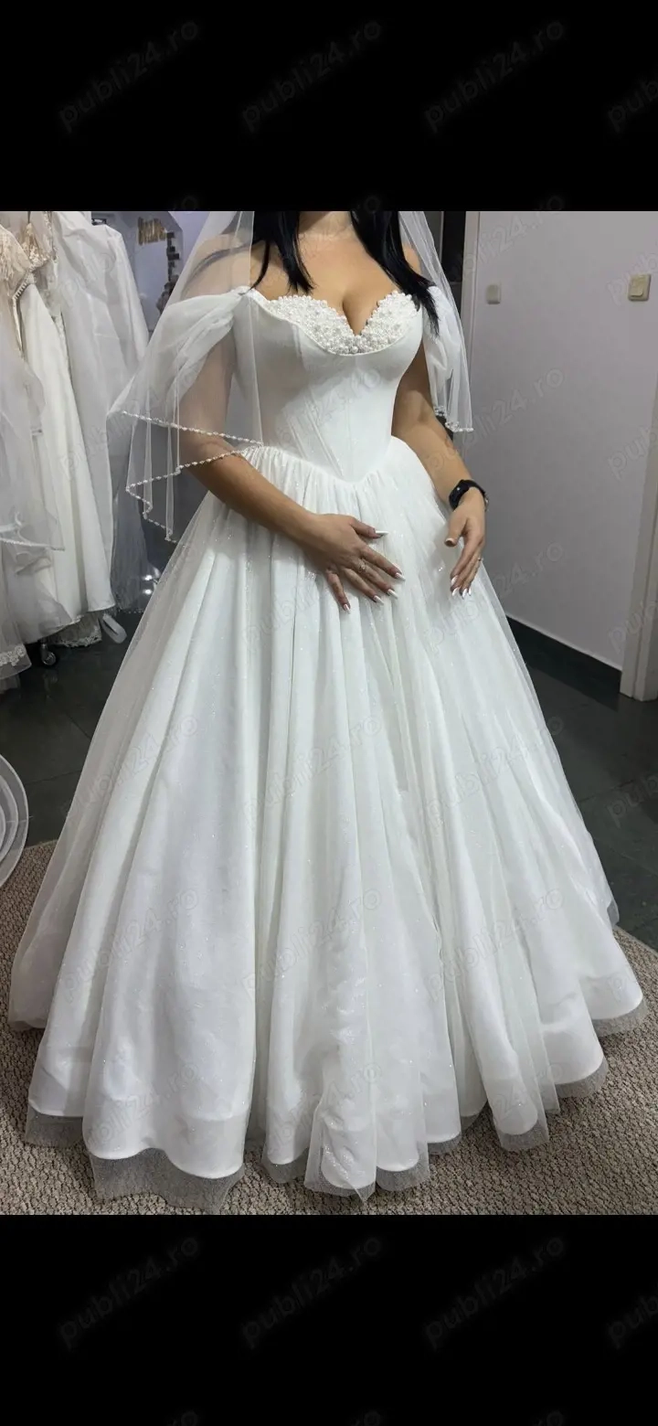 Rochie de mireasa S-M deosebita