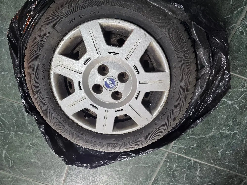 Jante cu cauciuc allseasons pentru Fiat Doblo 175/70/R14