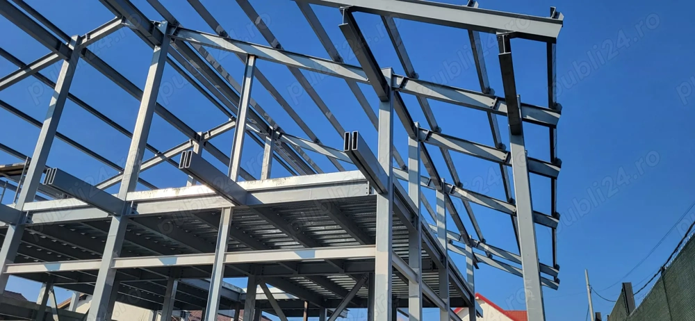Angajăm Montatori Structură Metalică și Panouri Sandwich
