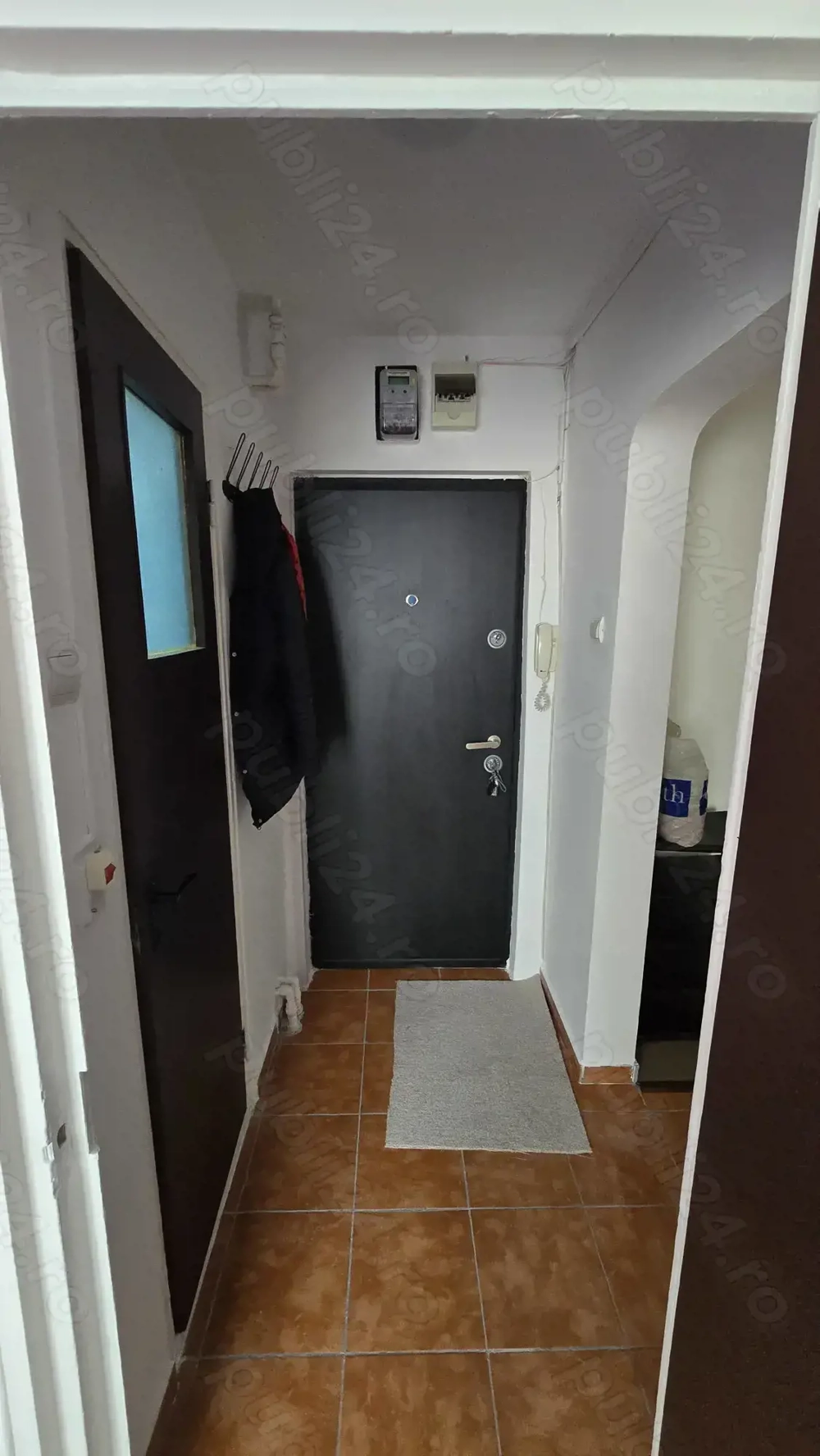 Inchiriez ap 2 camere, Brancoveanu