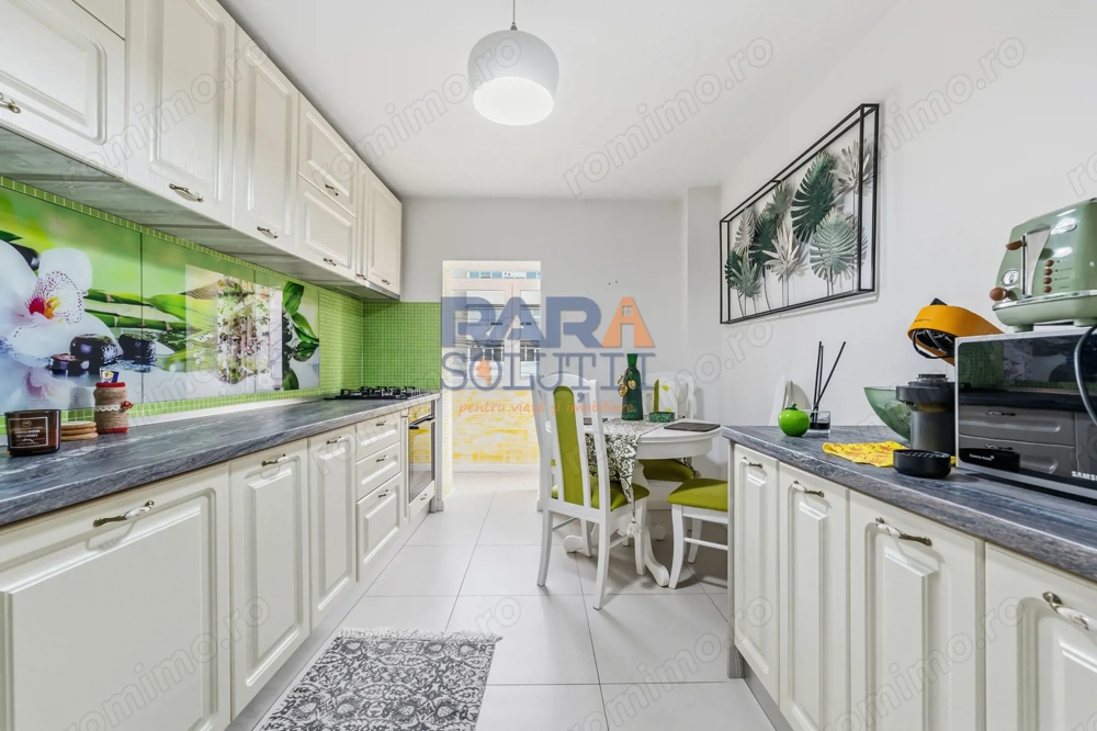 Apartament spațios cu 4 camere - renovat modern, mobilat și utilat