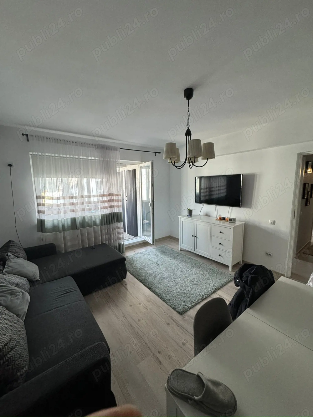 Aparatori Patriei Metrou, mobilat utilat 2xac 2xtv balcon inchis cu debara!