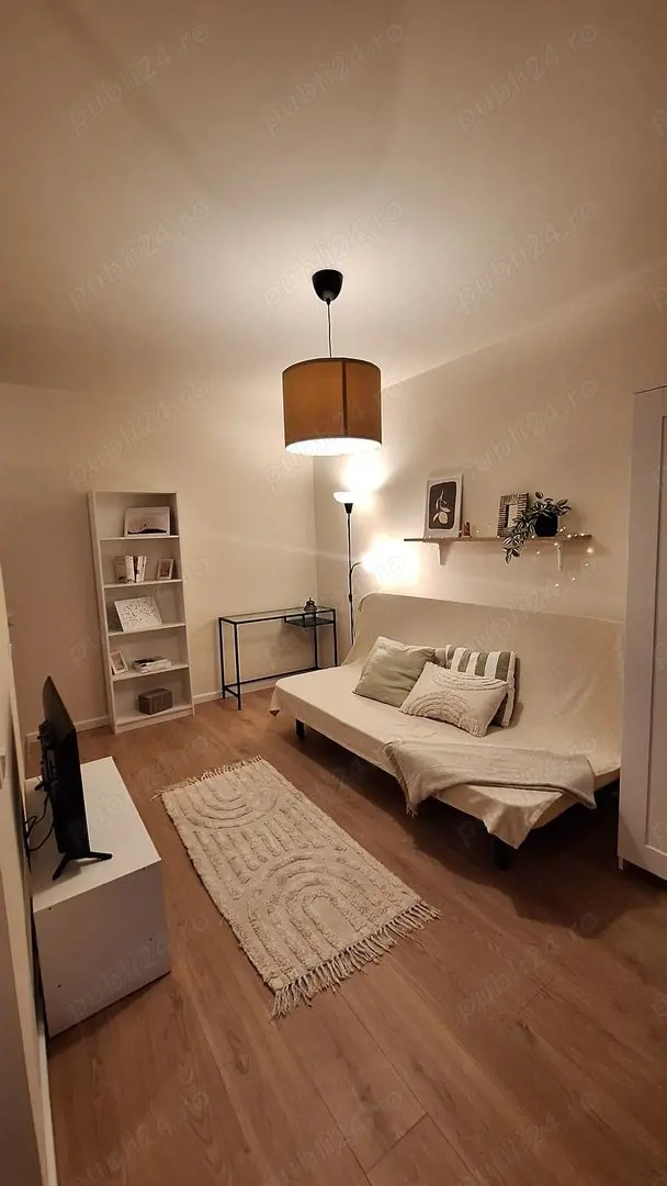 garsoniera petre ispirescu sebastian 10 min de unirii finisaje lux  38000 euro