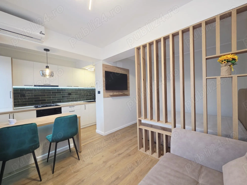 1 cam Micro 20 renovata mobilata si utilata CT Ac