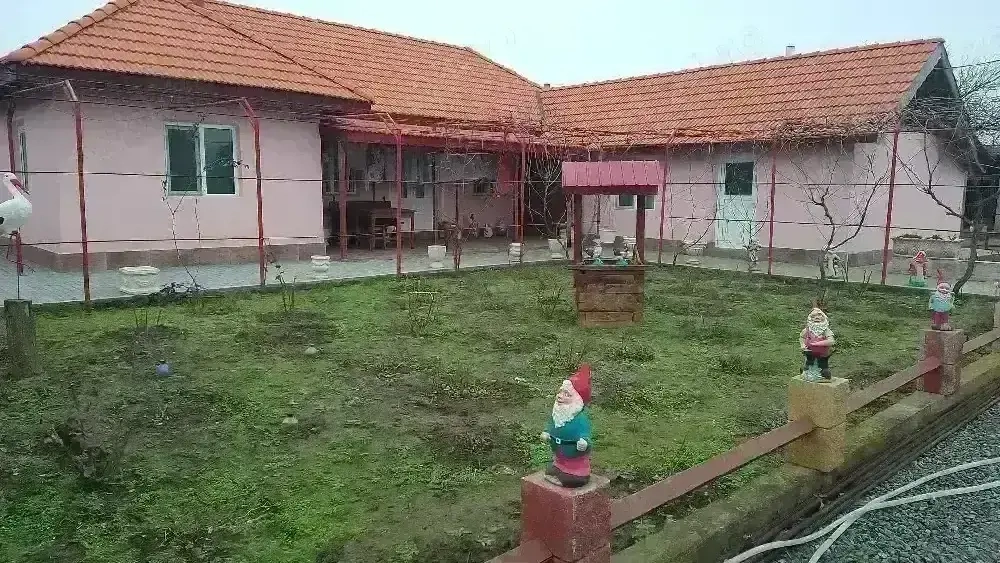 Casă spațioasă 110 mp utili + garaj pentru 2 mașini + terasă acoperită