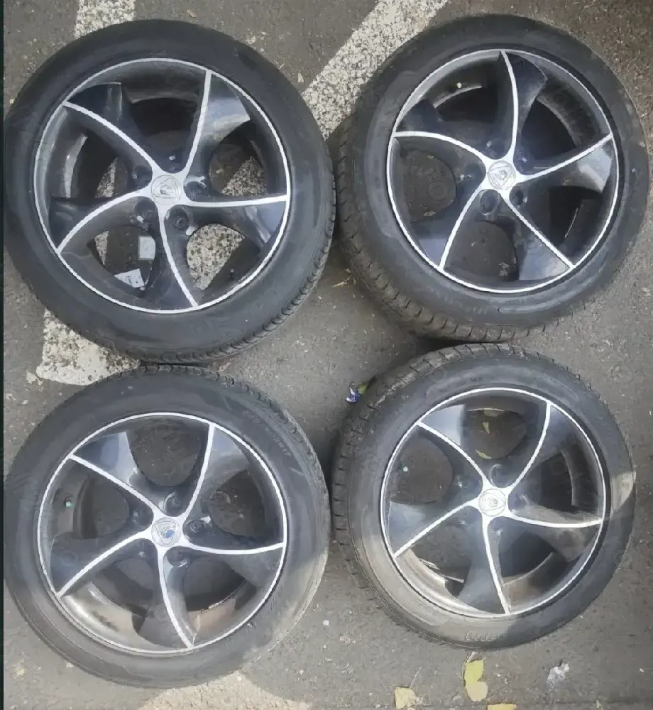 jante bicolore R17 5x108