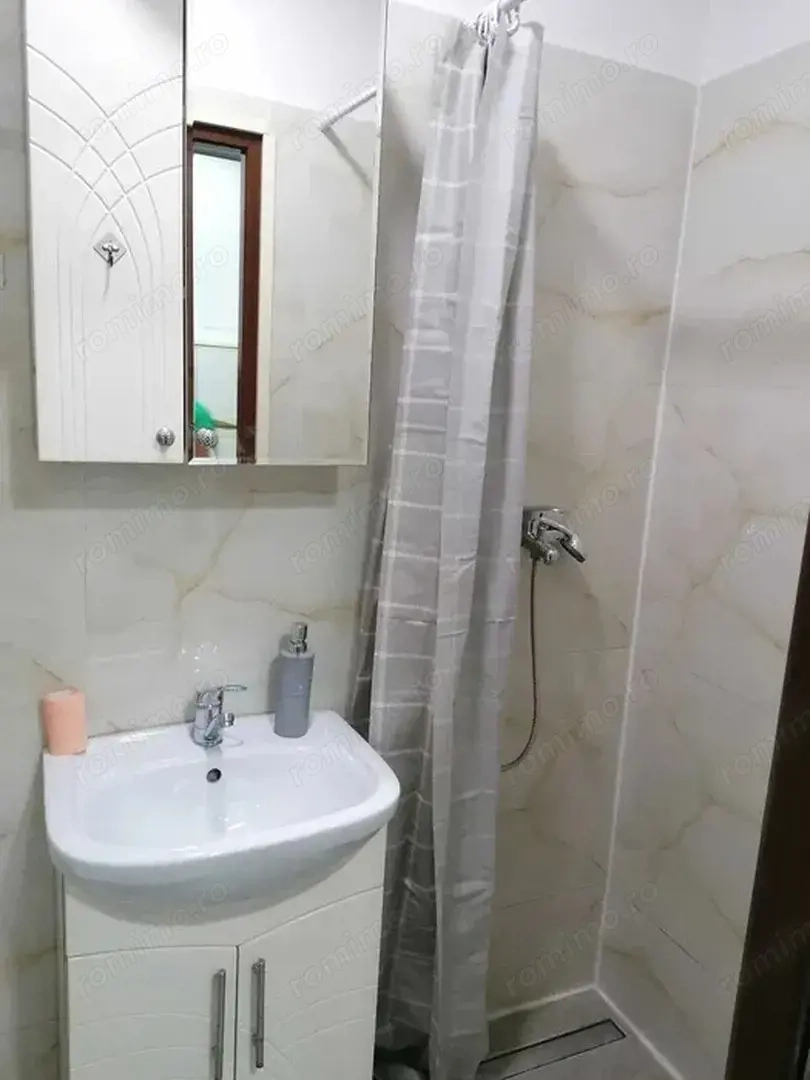 Garsonieră de închiriat în Lujerului